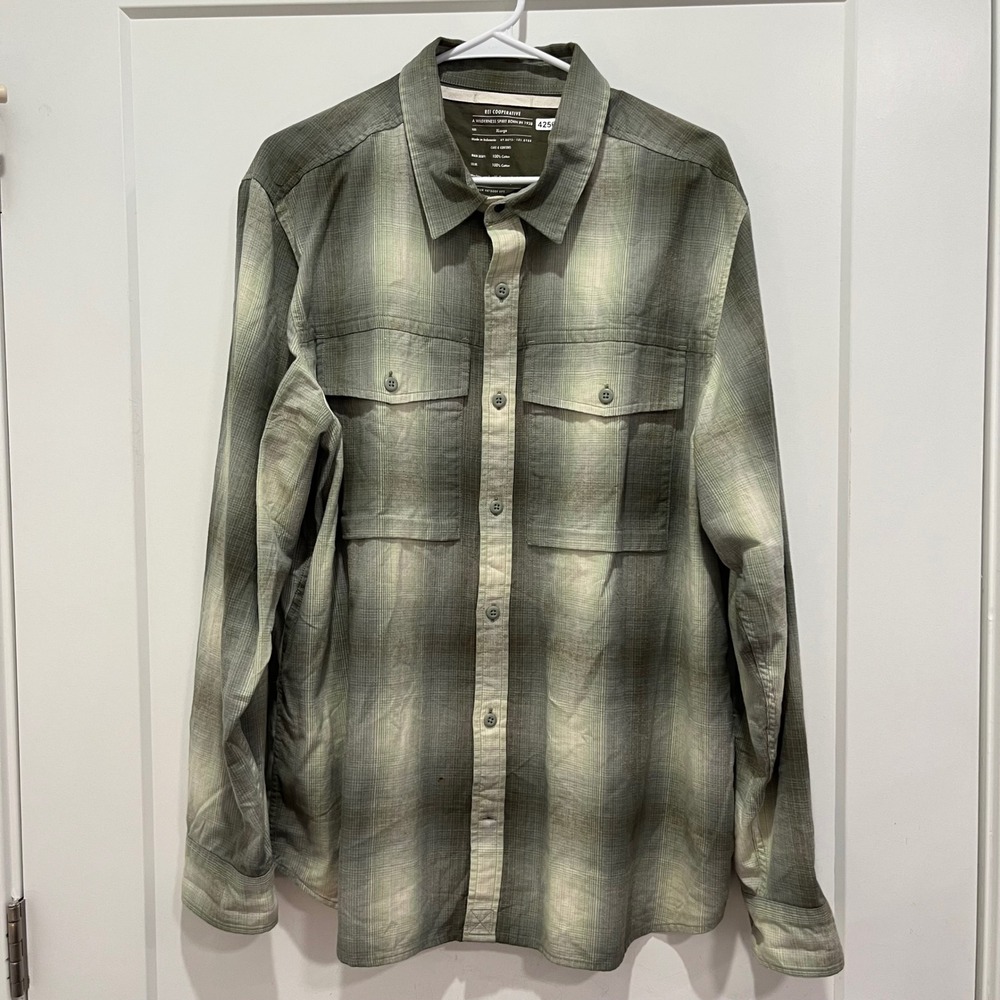 REI Co-op Mens XL Green Ombre Plaid Long Sleeve Cotton Button Down Shirt Pocket